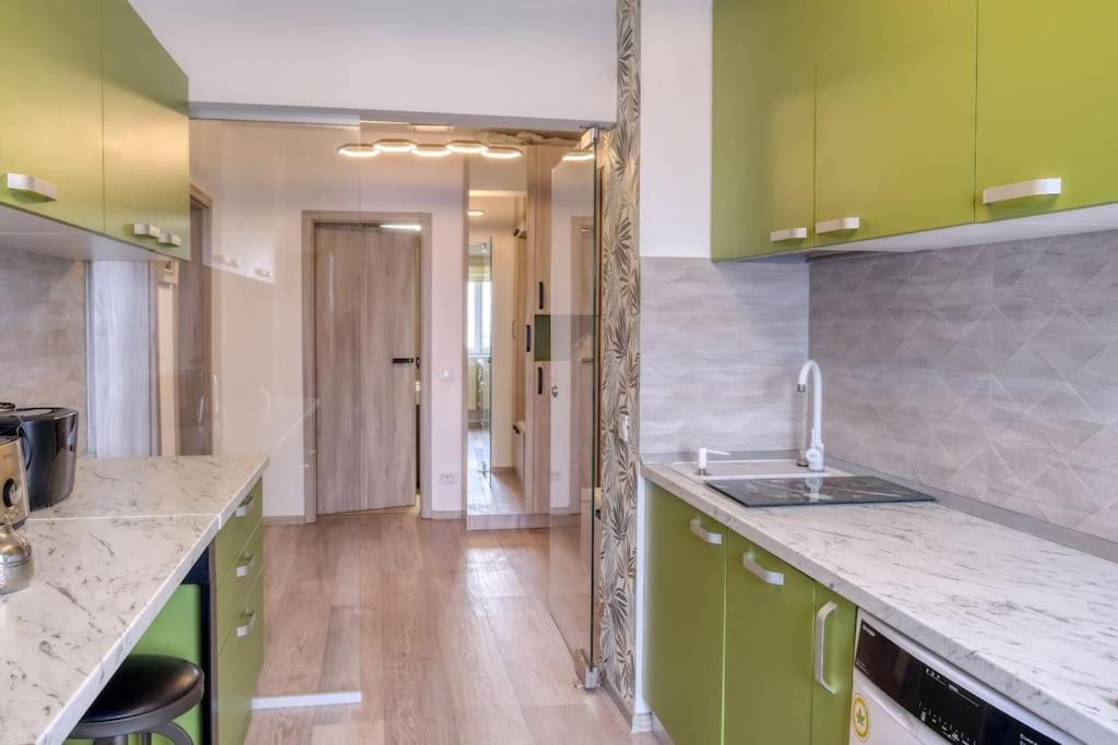 Central Luxury Apartment With City View Brasov Luaran gambar
