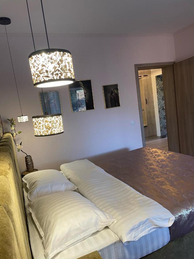 Central Luxury Apartment With City View Brasov Luaran gambar